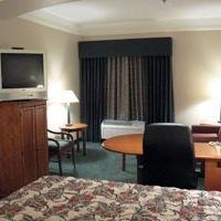 Hotel La Quinta & By Wyndham Outlet Mall